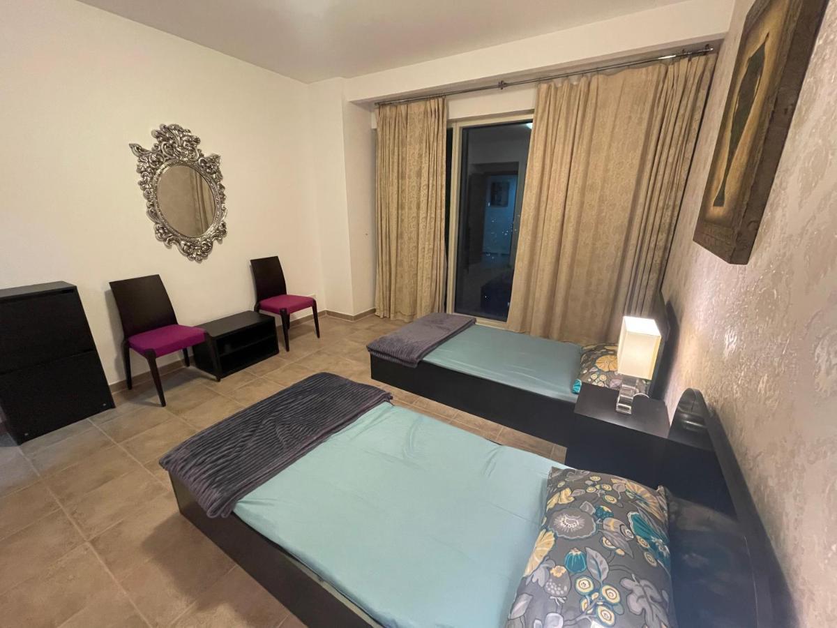 Travelers Backpackers Dubai Exterior foto