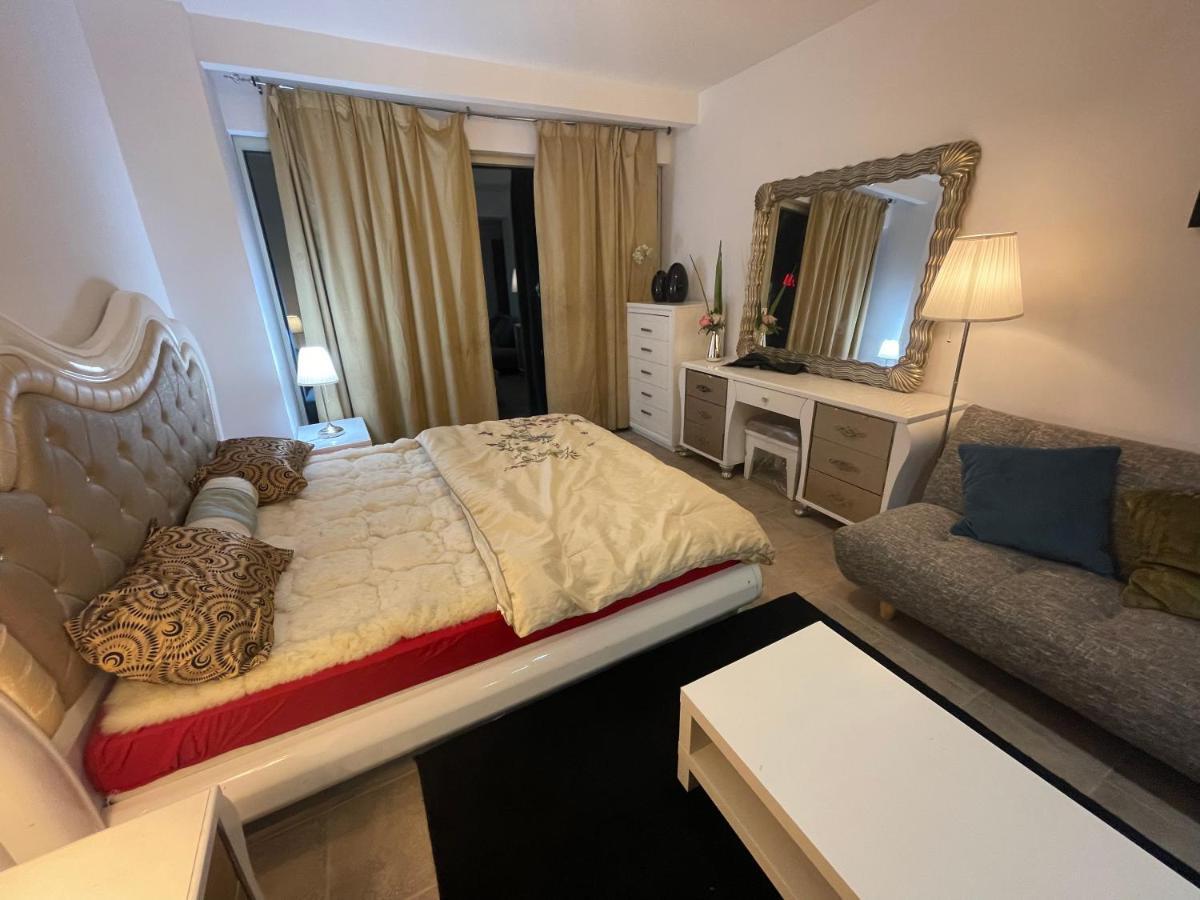 Travelers Backpackers Dubai Exterior foto