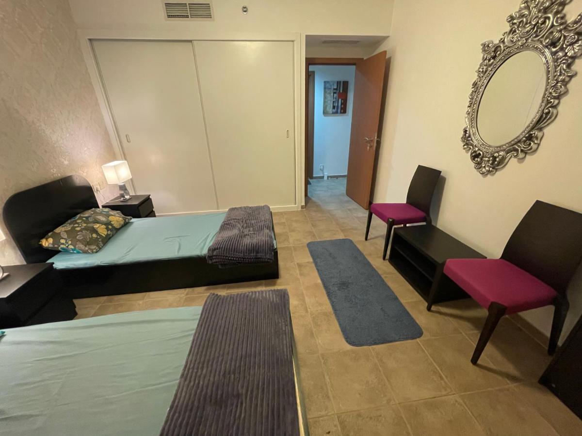 Travelers Backpackers Dubai Exterior foto